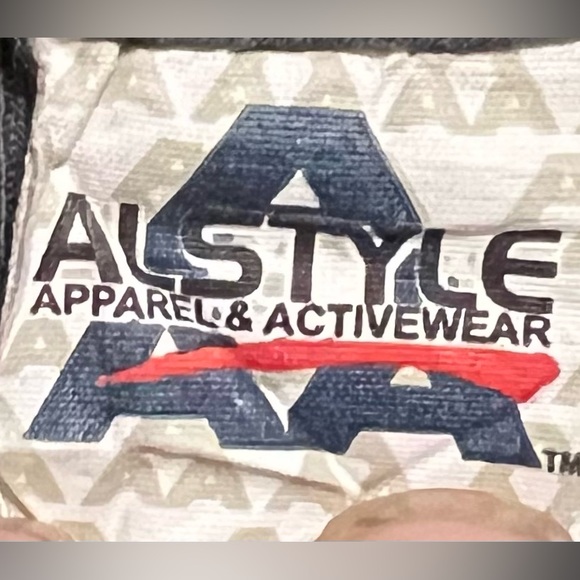 SIGNED Tommy Chong & Shelby: 3XL Grey Shirt with white graphic - Picture 6 of 6